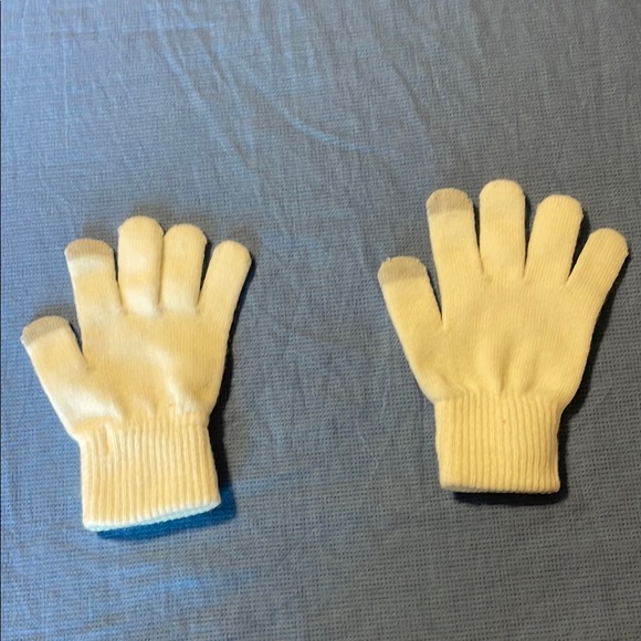 Cream Knit Gloves Tech Winter Accessories - Picture 3 of 3